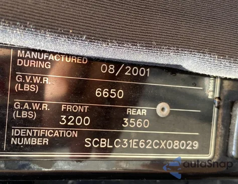 2002 Bentley Arnage z USA, uszkodzony, nr VIN SCBLC31E62CX08029